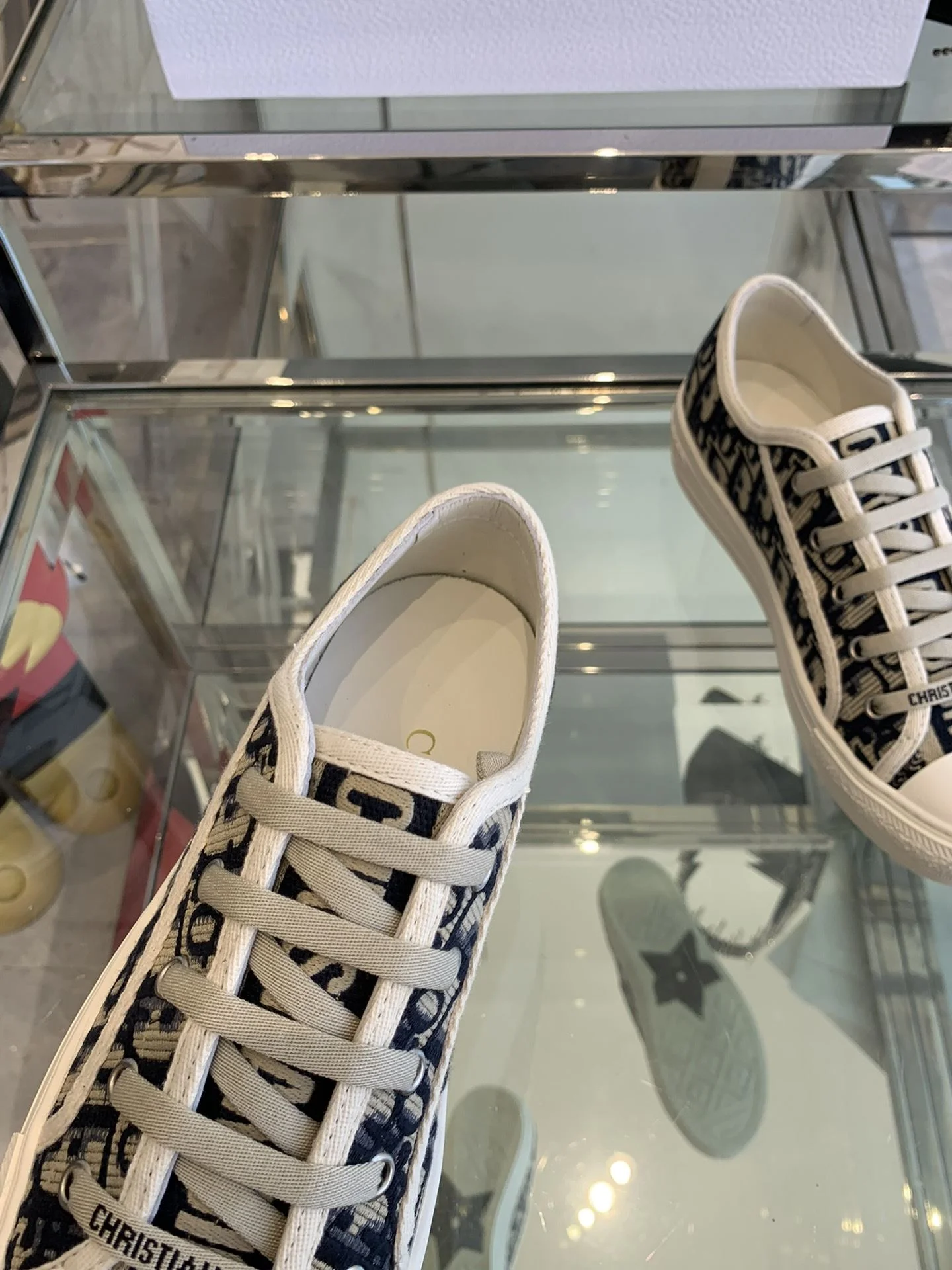 Attractive Christian Dior Flat Shoes 21258