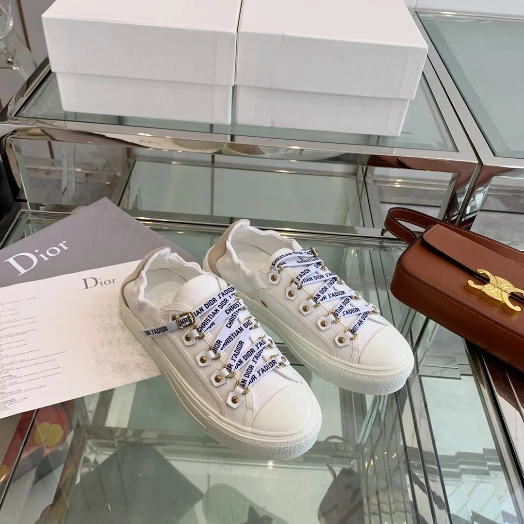 ModernLook Christian Dior Flat Shoes 21248