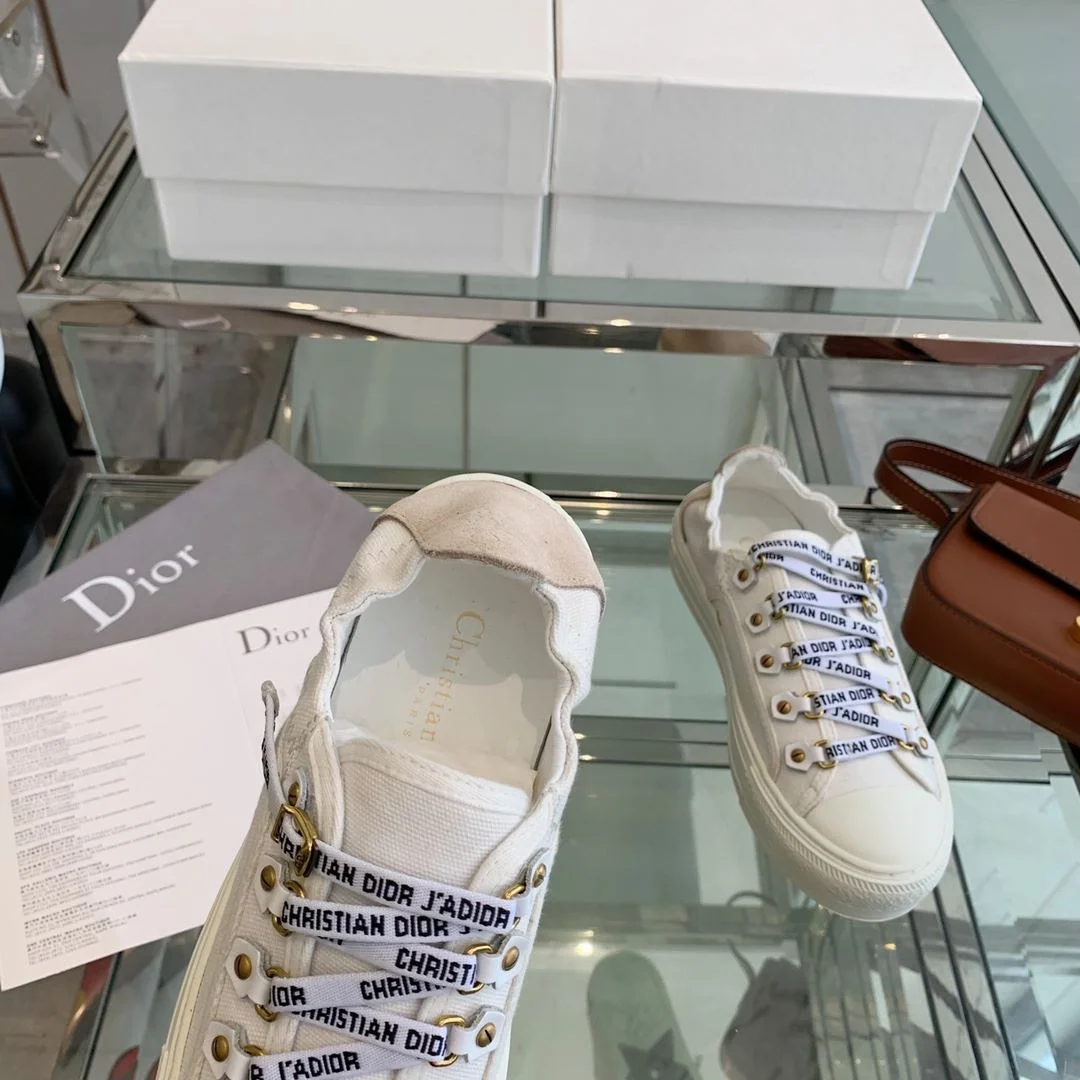 ModernLook Christian Dior Flat Shoes 21248