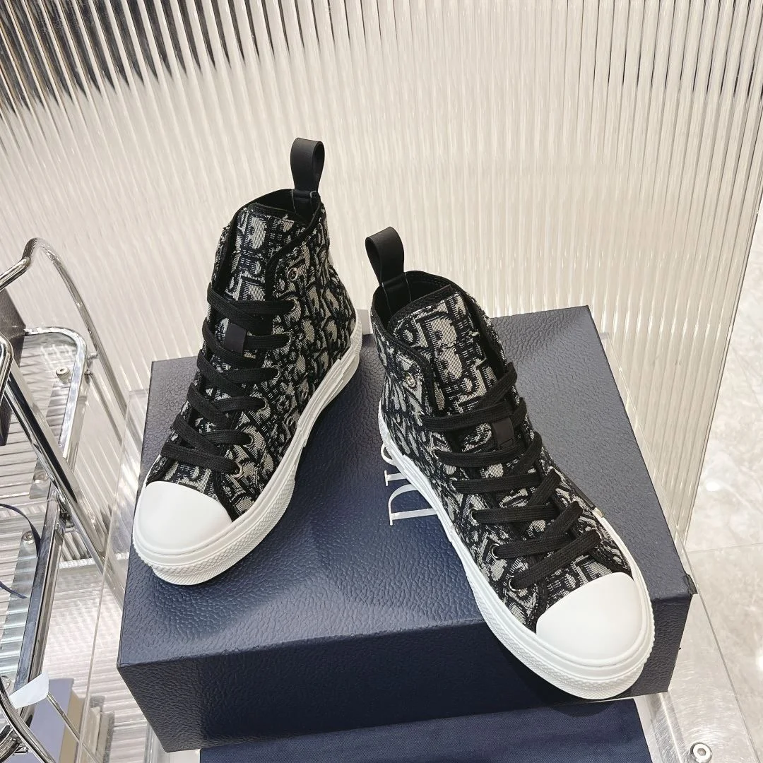 MoistureWicking Christian Dior Flat Shoes 21237