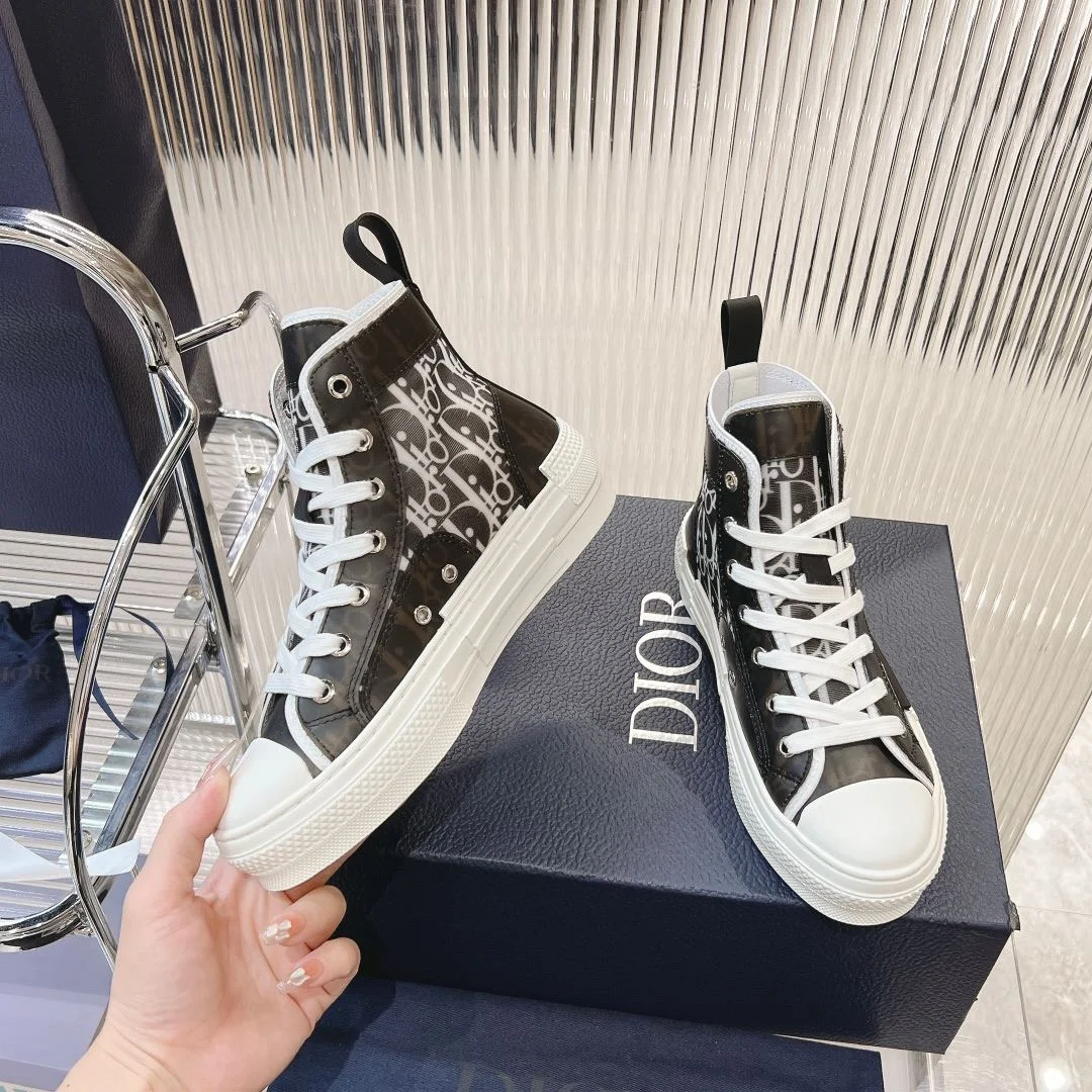 ModernLook Christian Dior Flat Shoes 21263