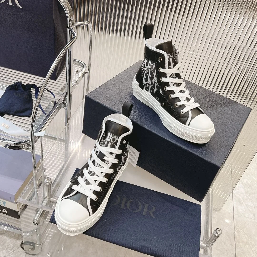 ModernLook Christian Dior Flat Shoes 21263