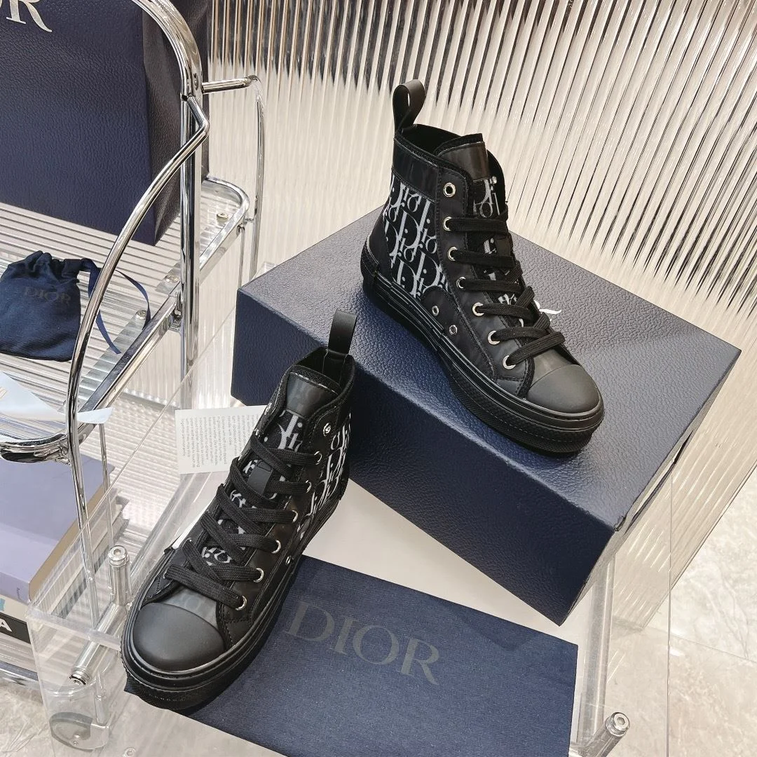 FastDry Christian Dior Flat Shoes 21233