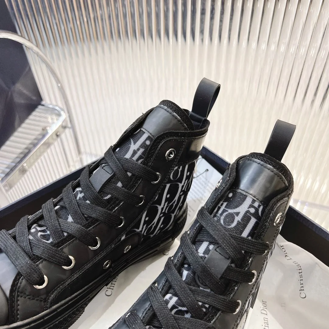 FastDry Christian Dior Flat Shoes 21233