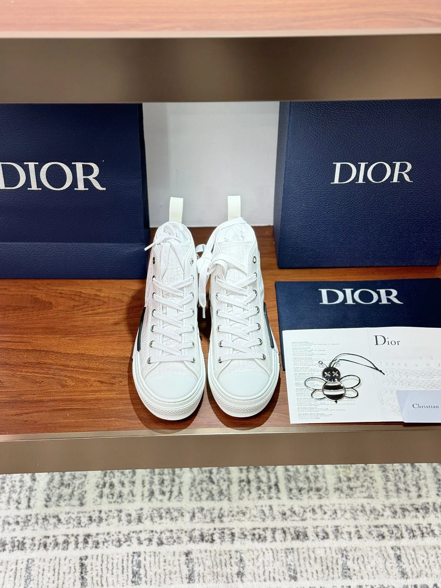 SmartChoice Christian Dior Flat Shoes 21227
