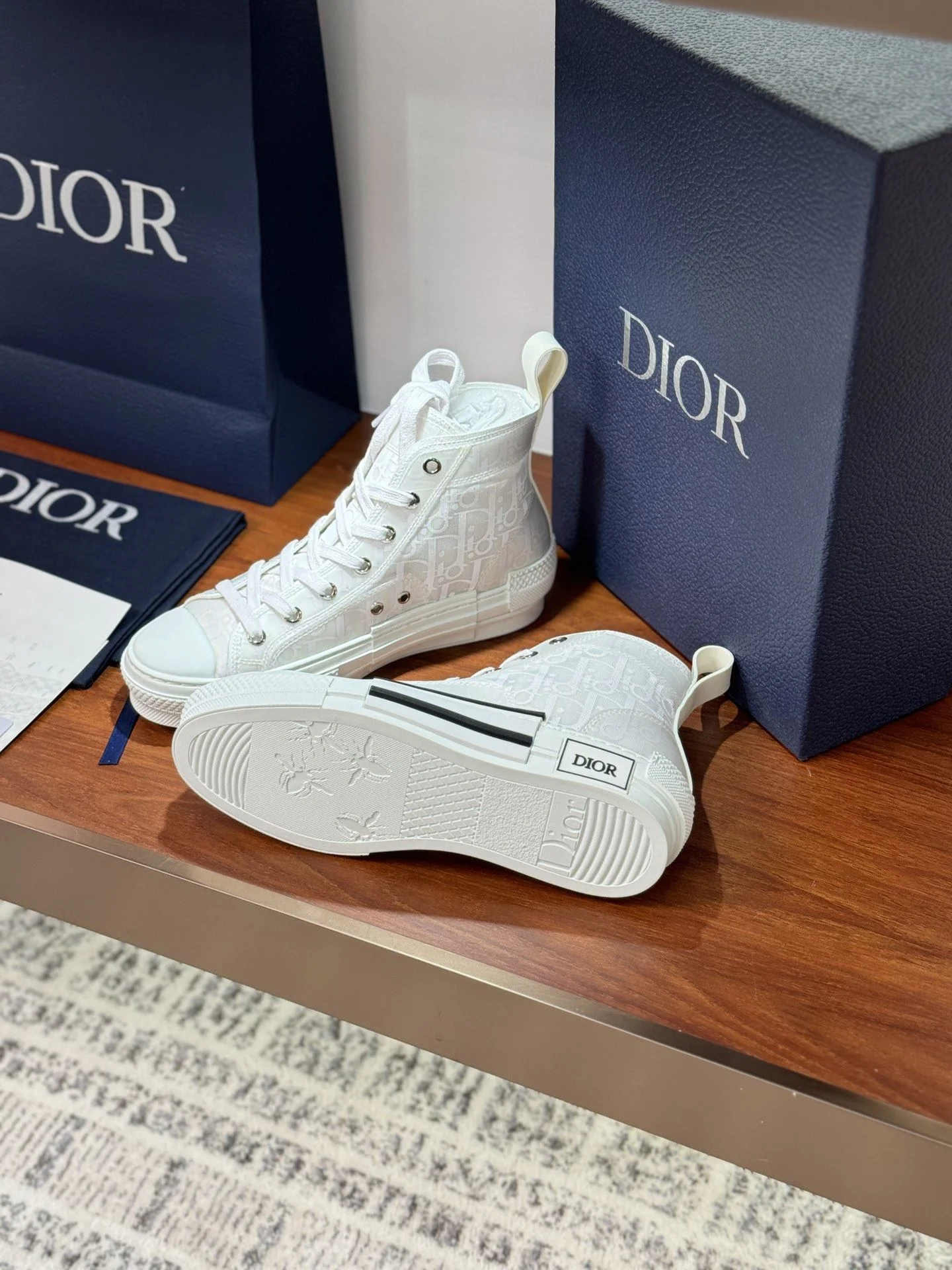 SmartChoice Christian Dior Flat Shoes 21227