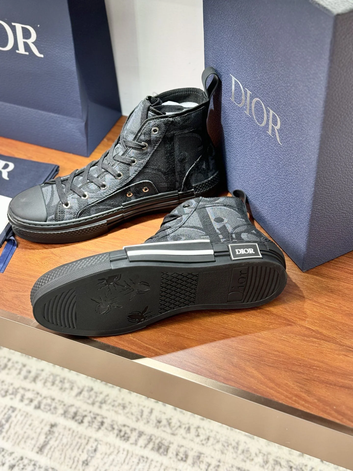 Casual Christian Dior Flat Shoes 21217