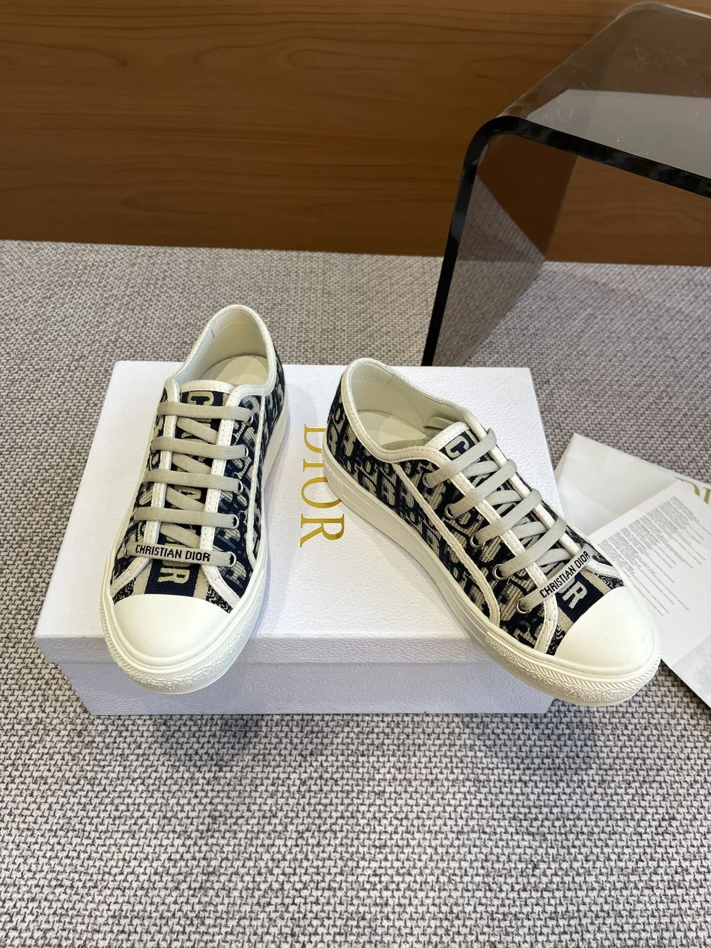 Christian Dior Flat Shoes HighQuality 21215
