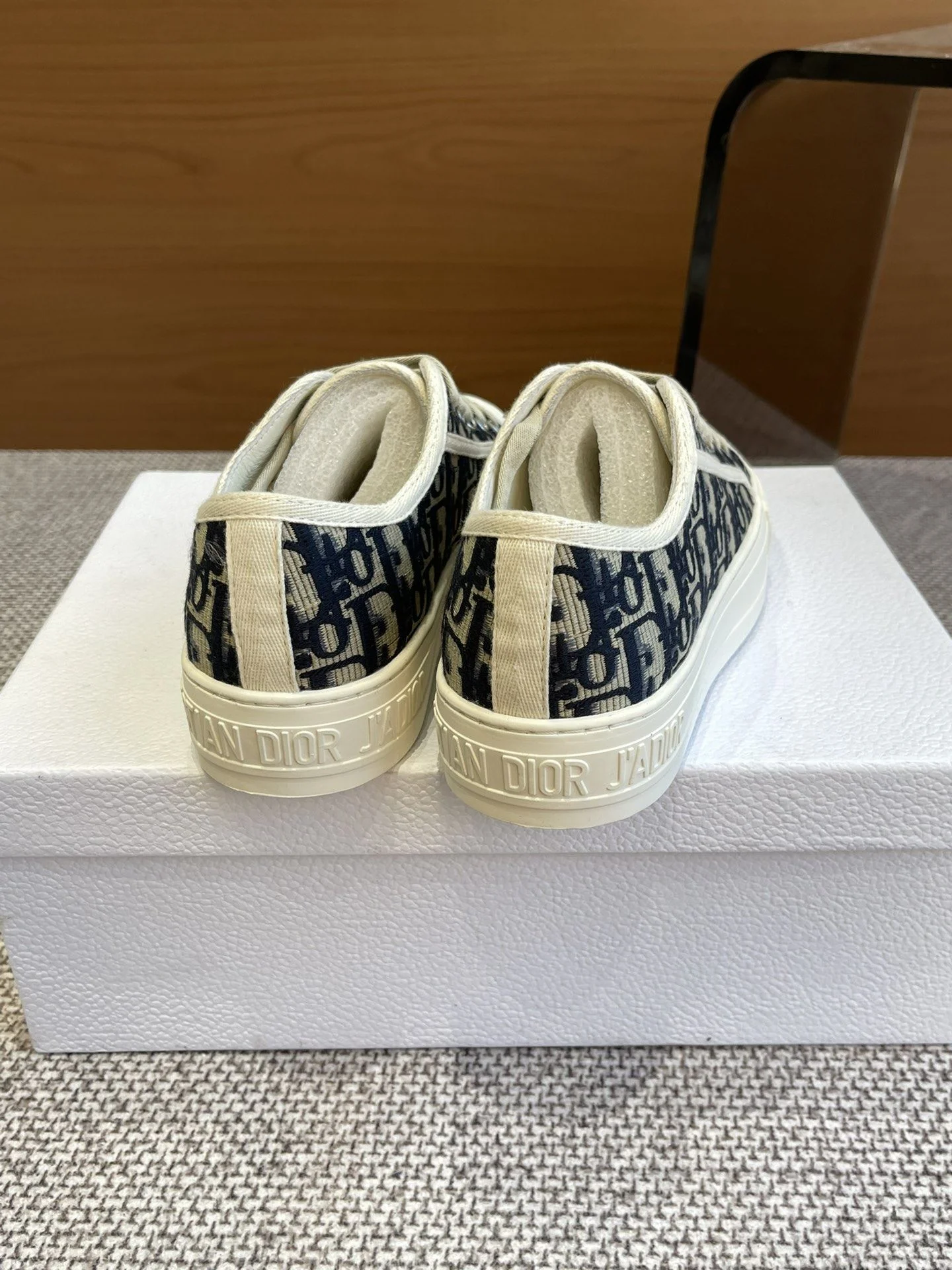 Christian Dior Flat Shoes HighQuality 21215