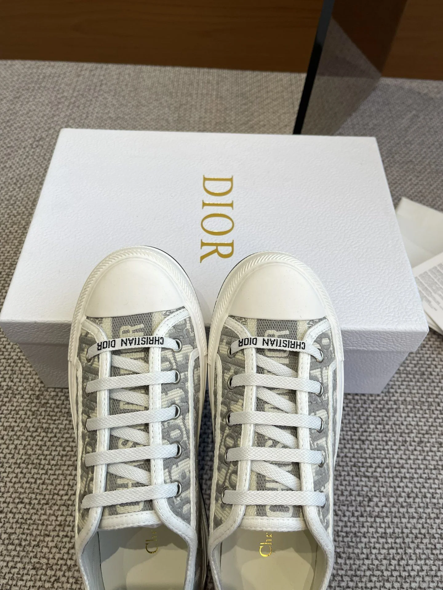 MultiPurpose Christian Dior Flat Shoes 21211