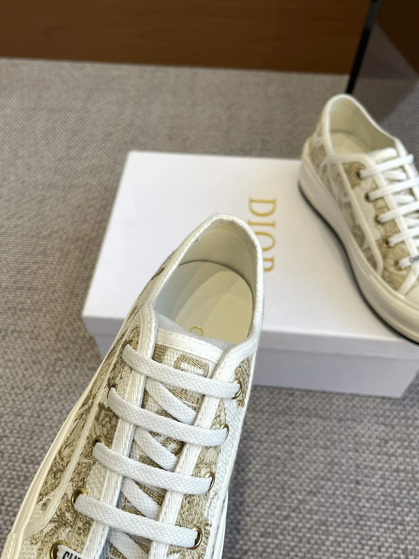 Versatile Christian Dior Flat Shoes 21207