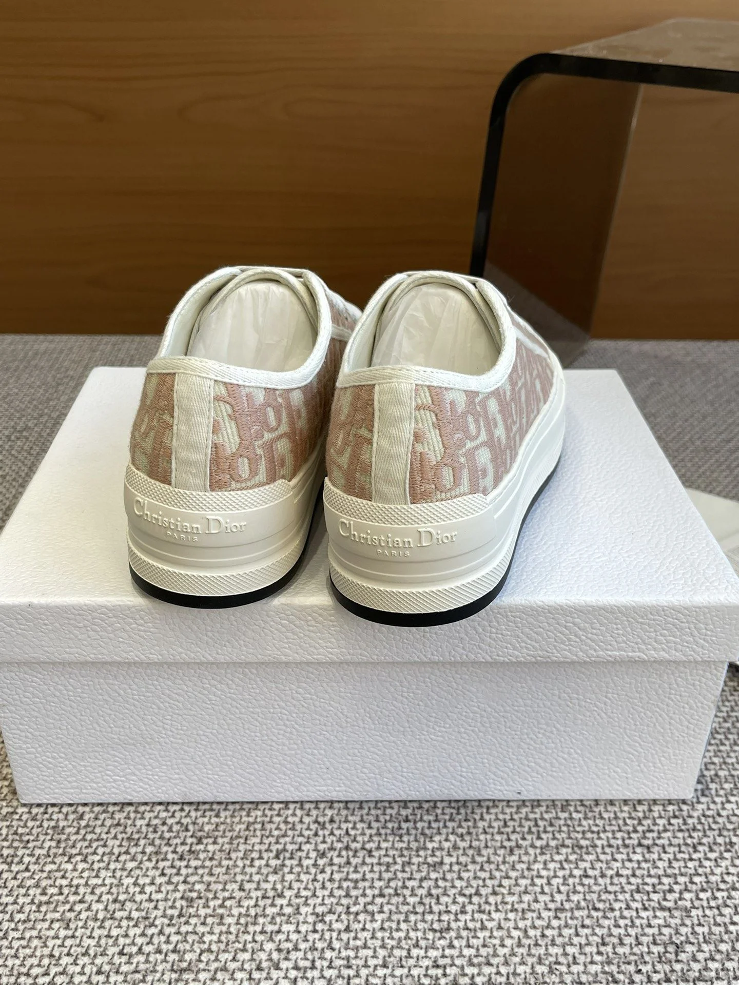 Christian Dior Flat Shoes Durable 21202
