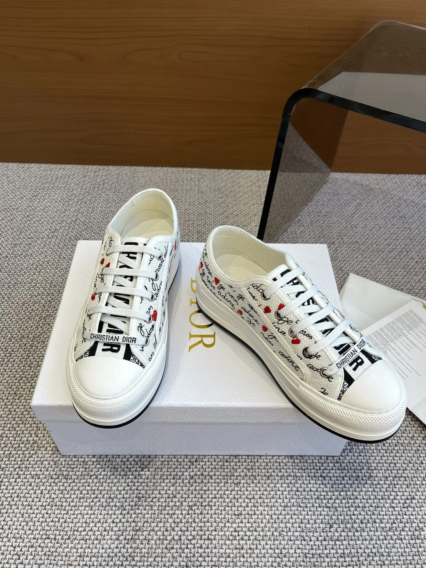 AllSeason Christian Dior Flat Shoes 21203