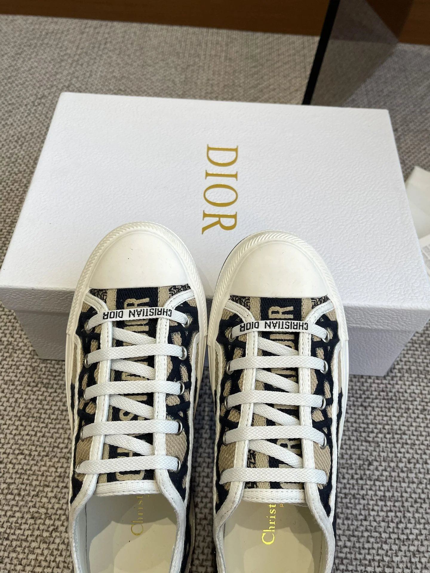 Christian Dior Flat Shoes DailyWear 21204