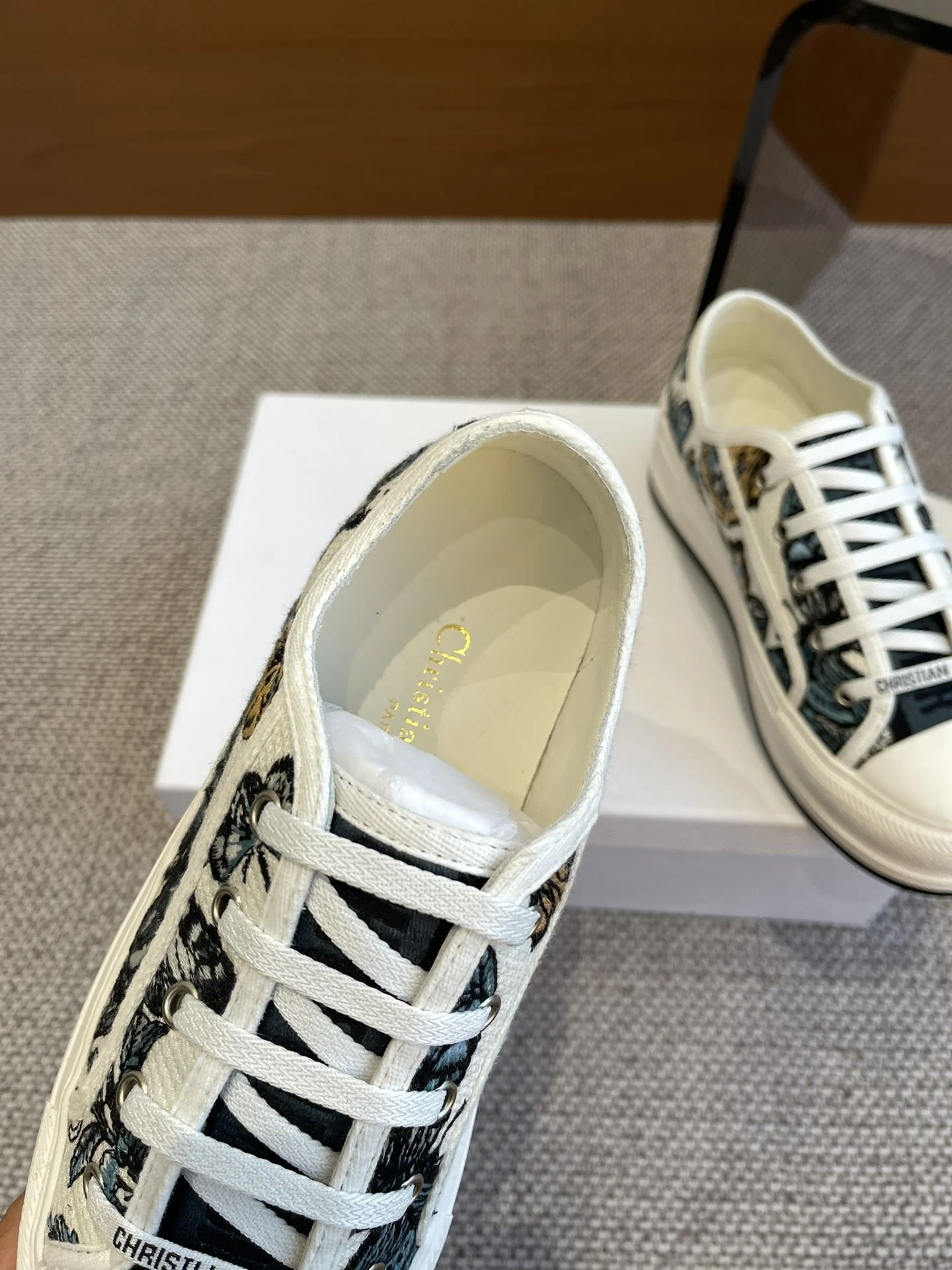 Christian Dior Flat Shoes WellDesigned 21200