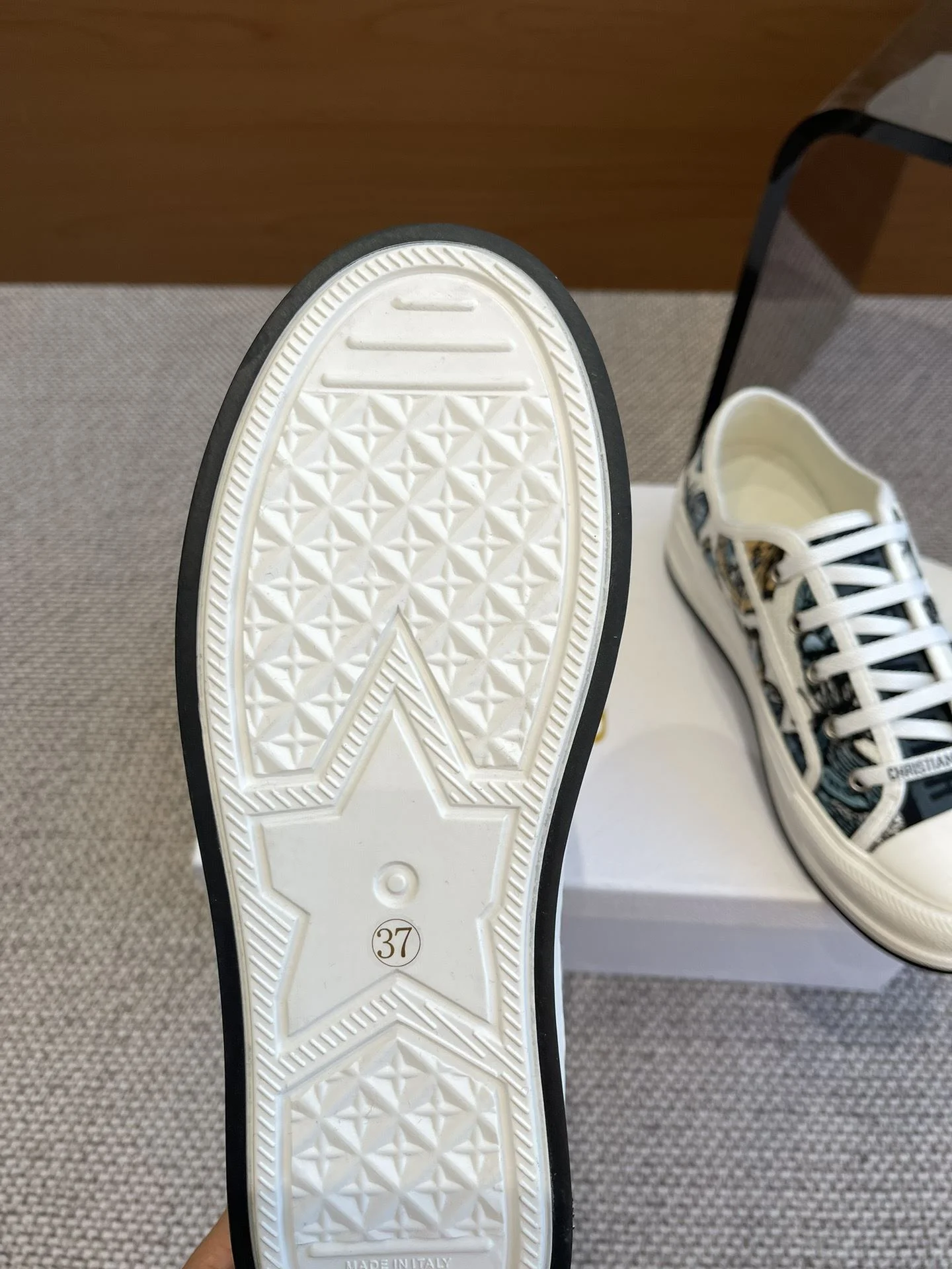 Christian Dior Flat Shoes WellDesigned 21200