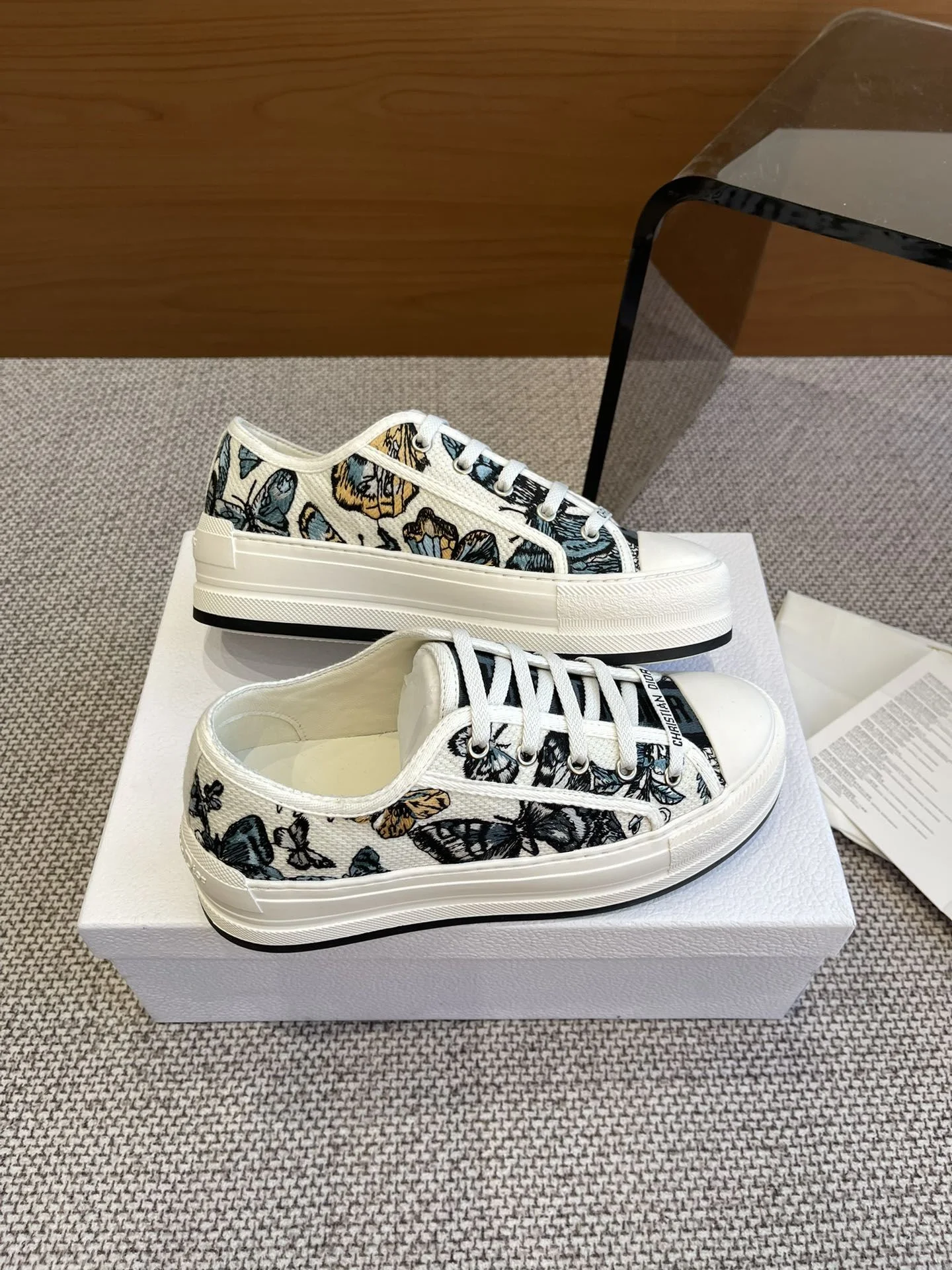 Christian Dior Flat Shoes WellDesigned 21200