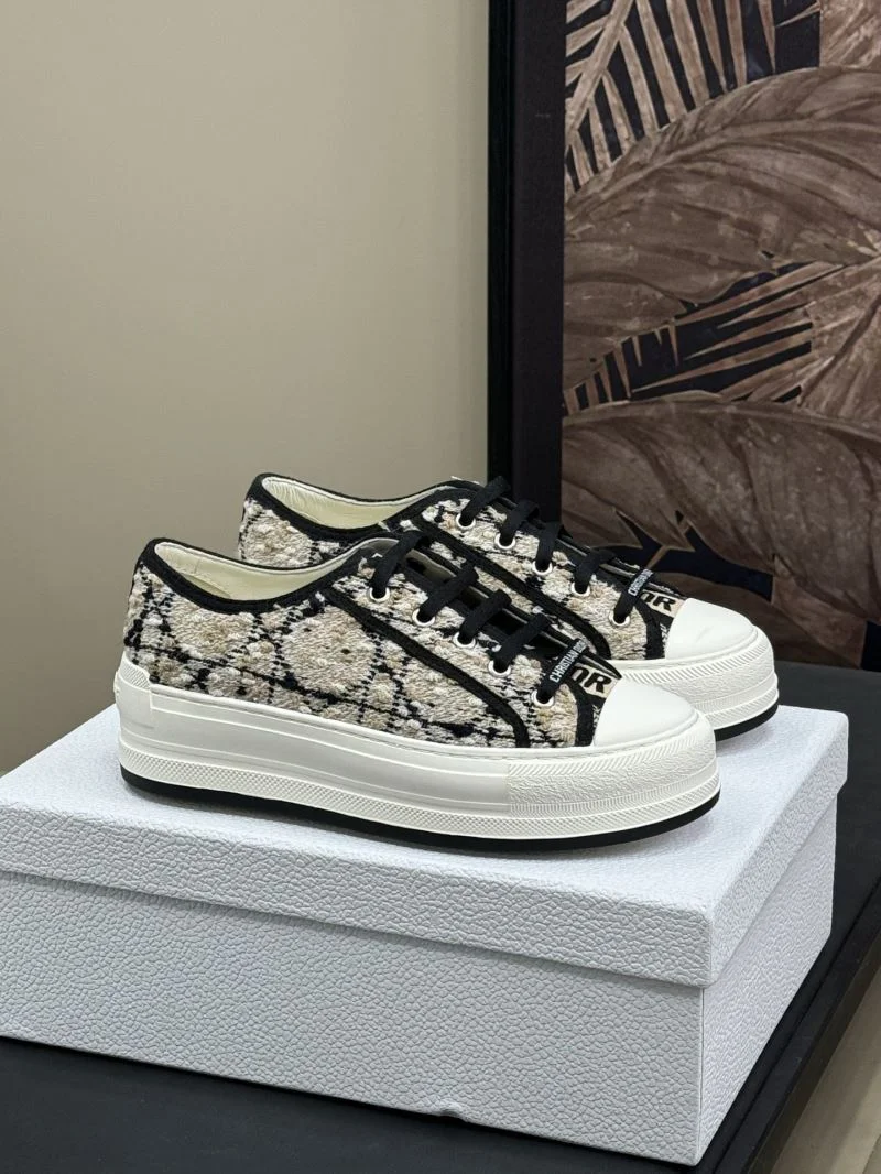 Resilient Christian Dior Flat Shoes 22583