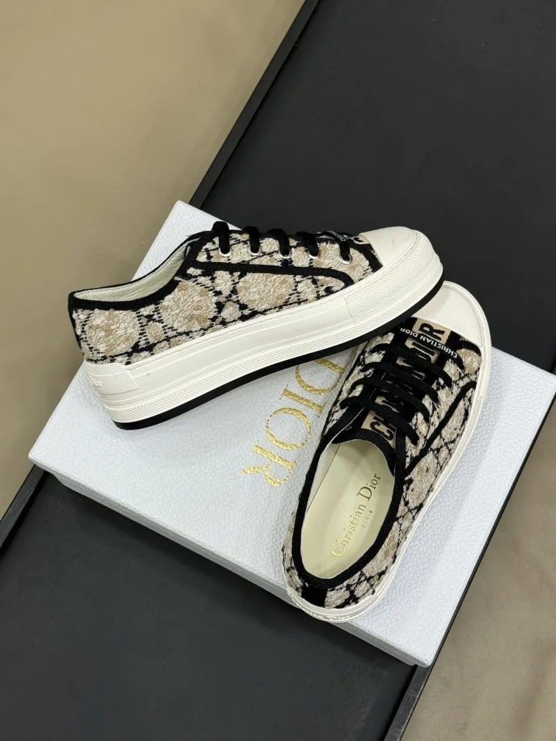 Resilient Christian Dior Flat Shoes 22583