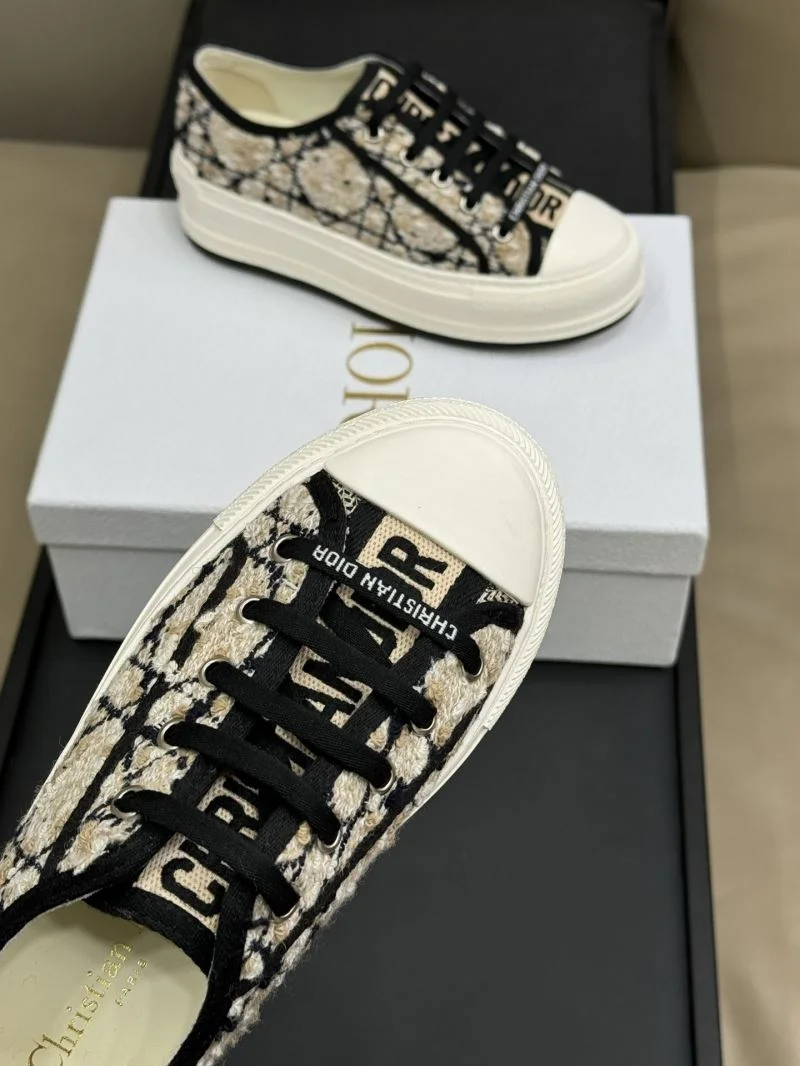 Resilient Christian Dior Flat Shoes 22583