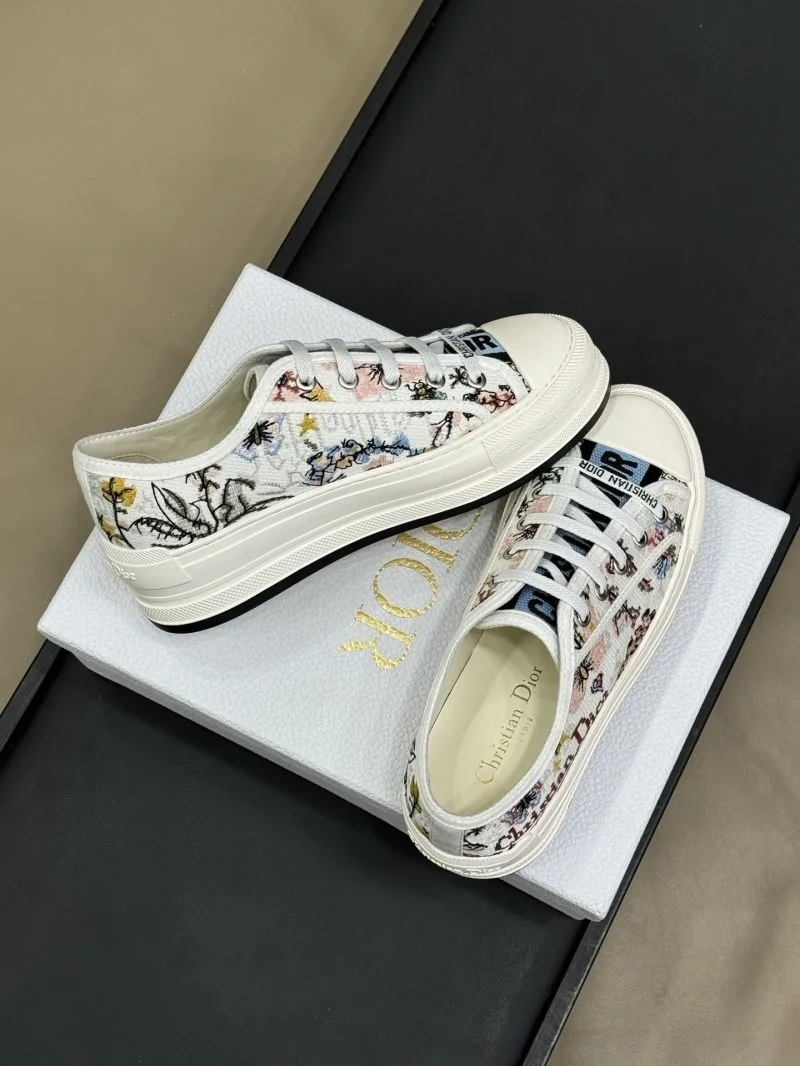 Snug Christian Dior Flat Shoes 22605