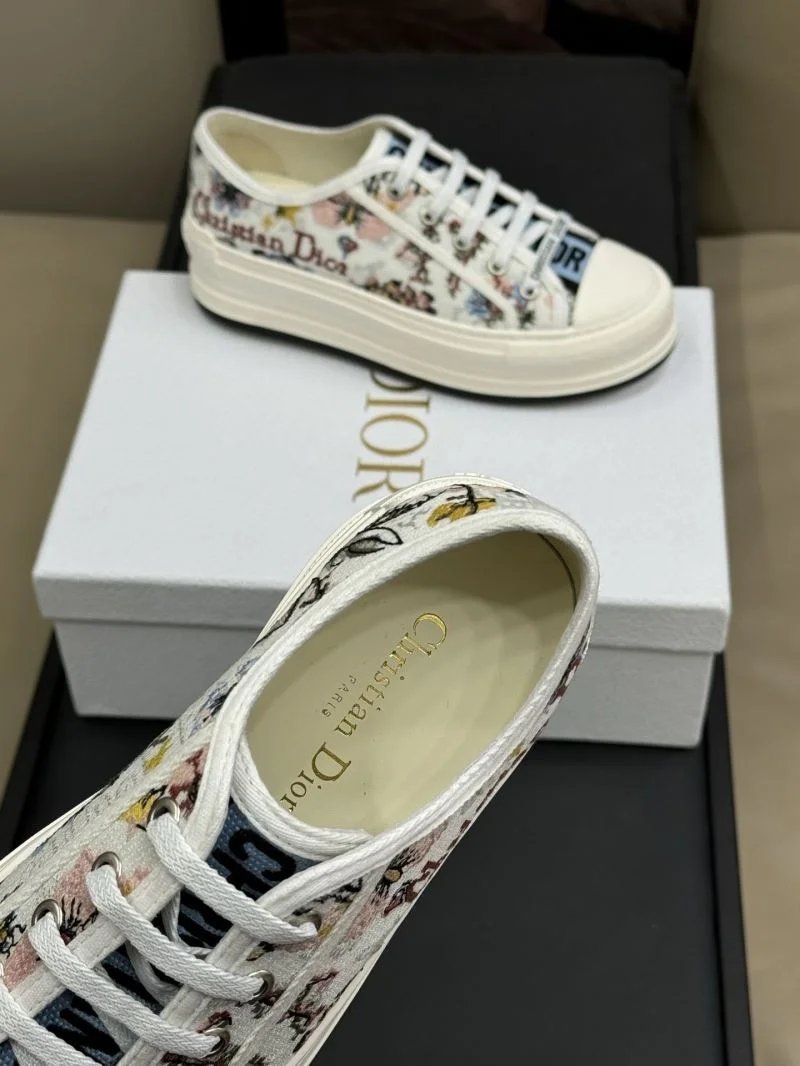 Snug Christian Dior Flat Shoes 22605