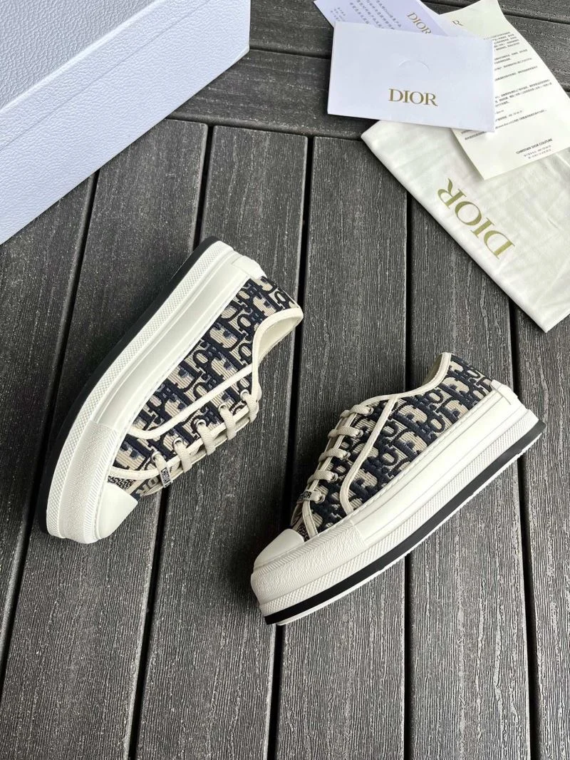 Christian Dior Flat Shoes Lightweight 20442