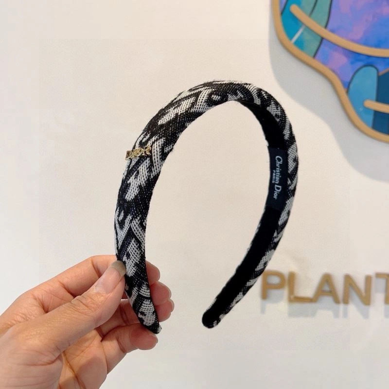 Stylish Christian Dior Hair Hoop 263631