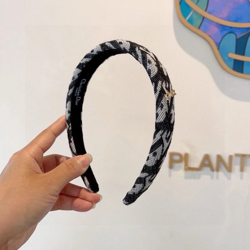 Stylish Christian Dior Hair Hoop 263631