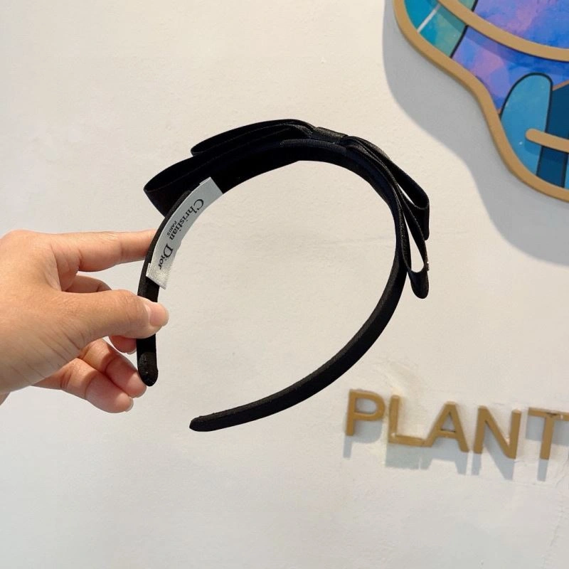 UrbanChic Christian Dior Hair Hoop 263167