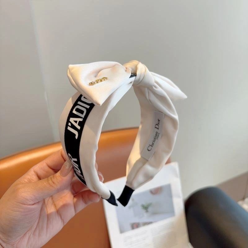 Refined Christian Dior Hair Hoop 263137
