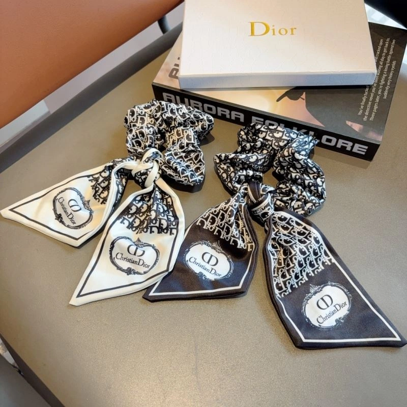 Comfortable Christian Dior Hair Hoop 263124