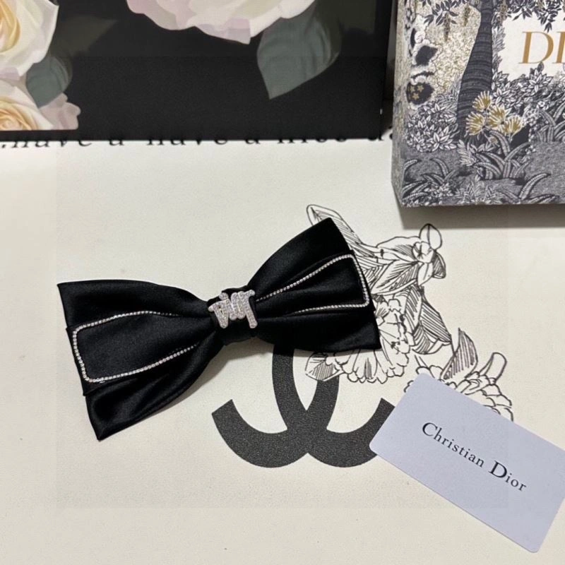 Elegant Christian Dior Hair Hoop 264336