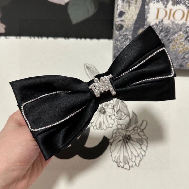 Elegant Christian Dior Hair Hoop 264336