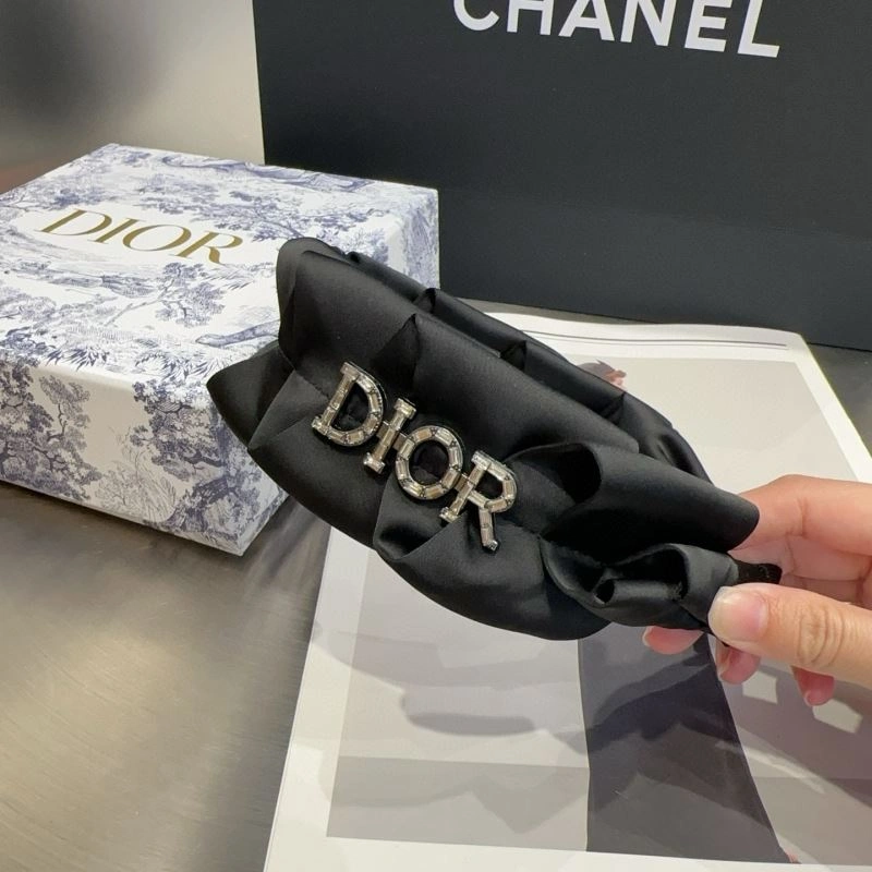 Effortless Christian Dior Hair Hoop 264328