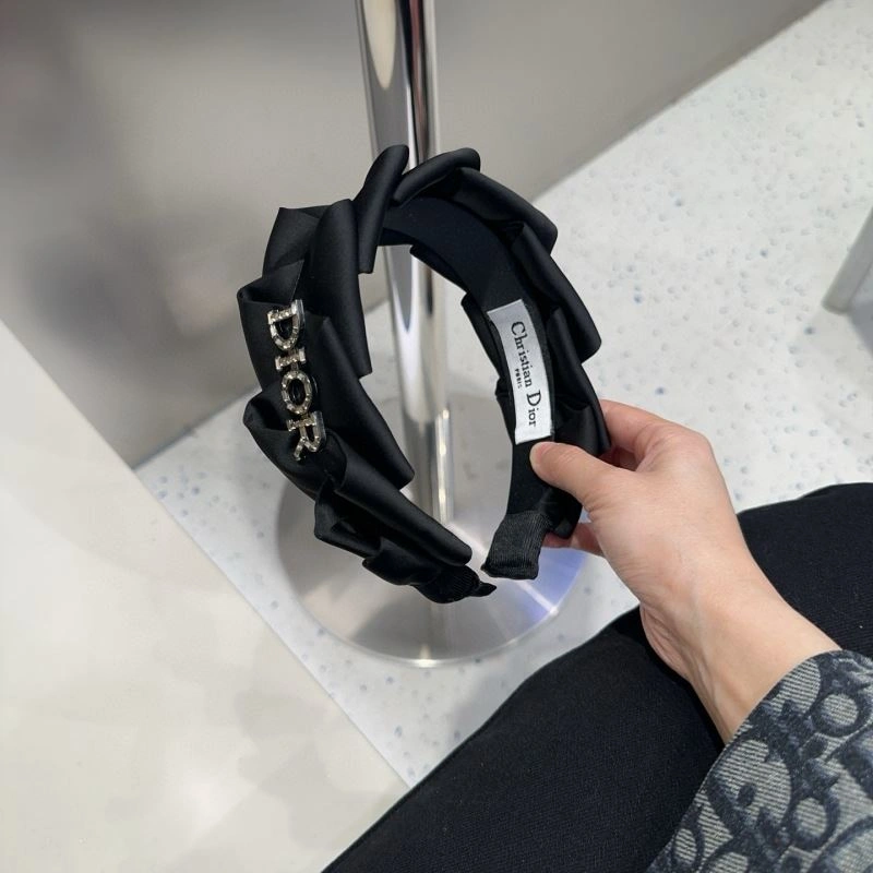 Effortless Christian Dior Hair Hoop 264328