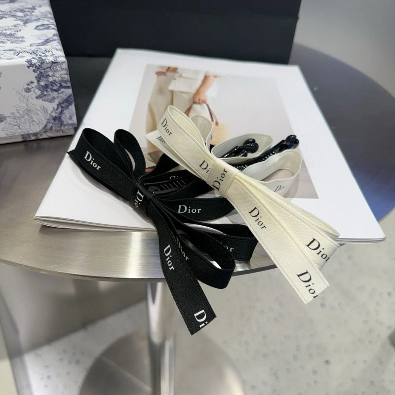 Refined Christian Dior Hair Hoop 264322