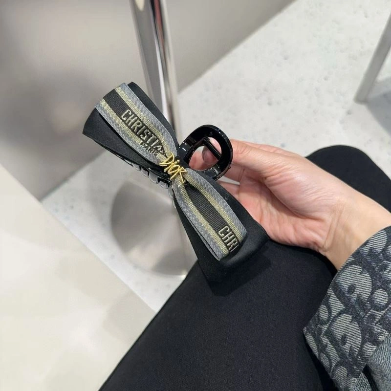 Refined Christian Dior Hair Hoop 264264