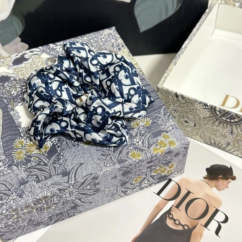 Classic Christian Dior Hair Hoop 264284
