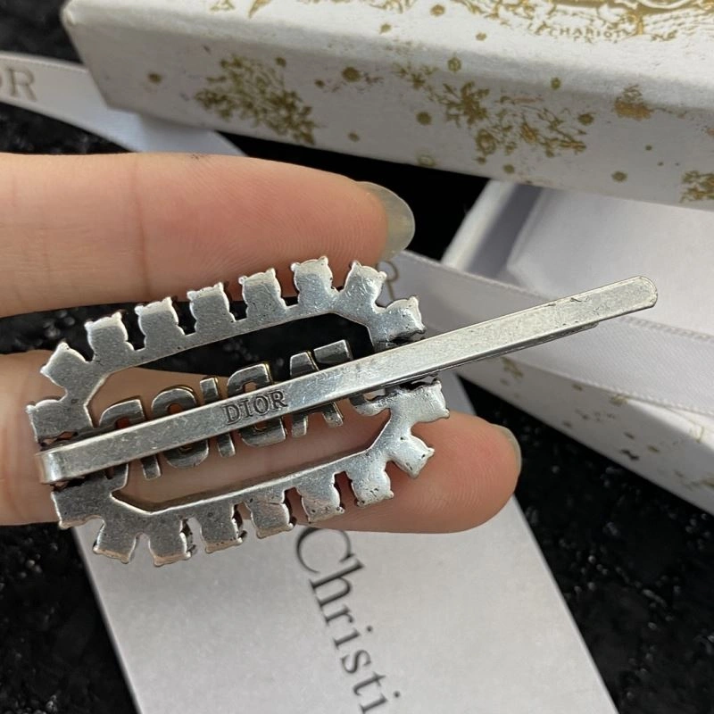 GoodFit Christian Dior Hairpins 235995