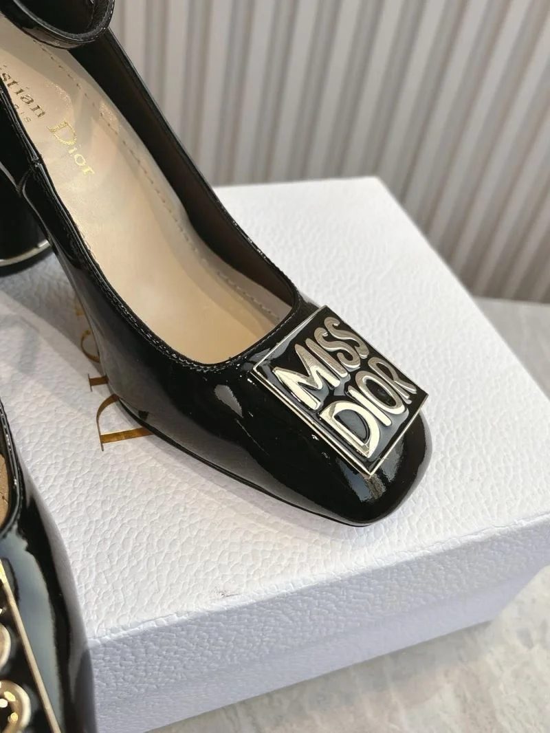 UrbanChic Christian Dior Heeled Shoes 21185