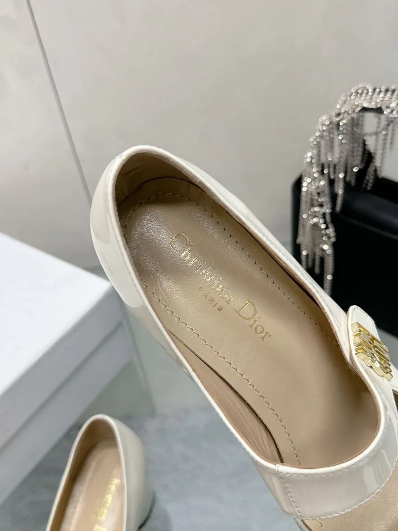 Christian Dior Heeled Shoes DailyWear 21617