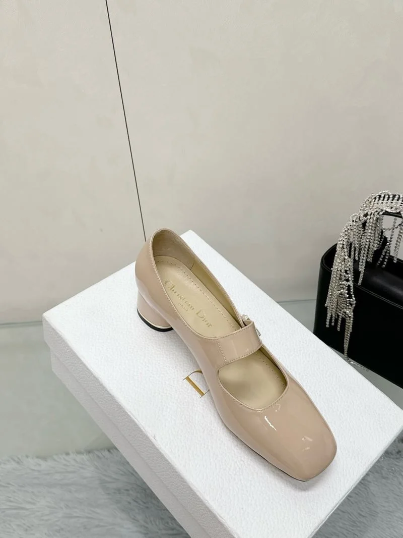 Christian Dior Heeled Shoes Efficient 21615