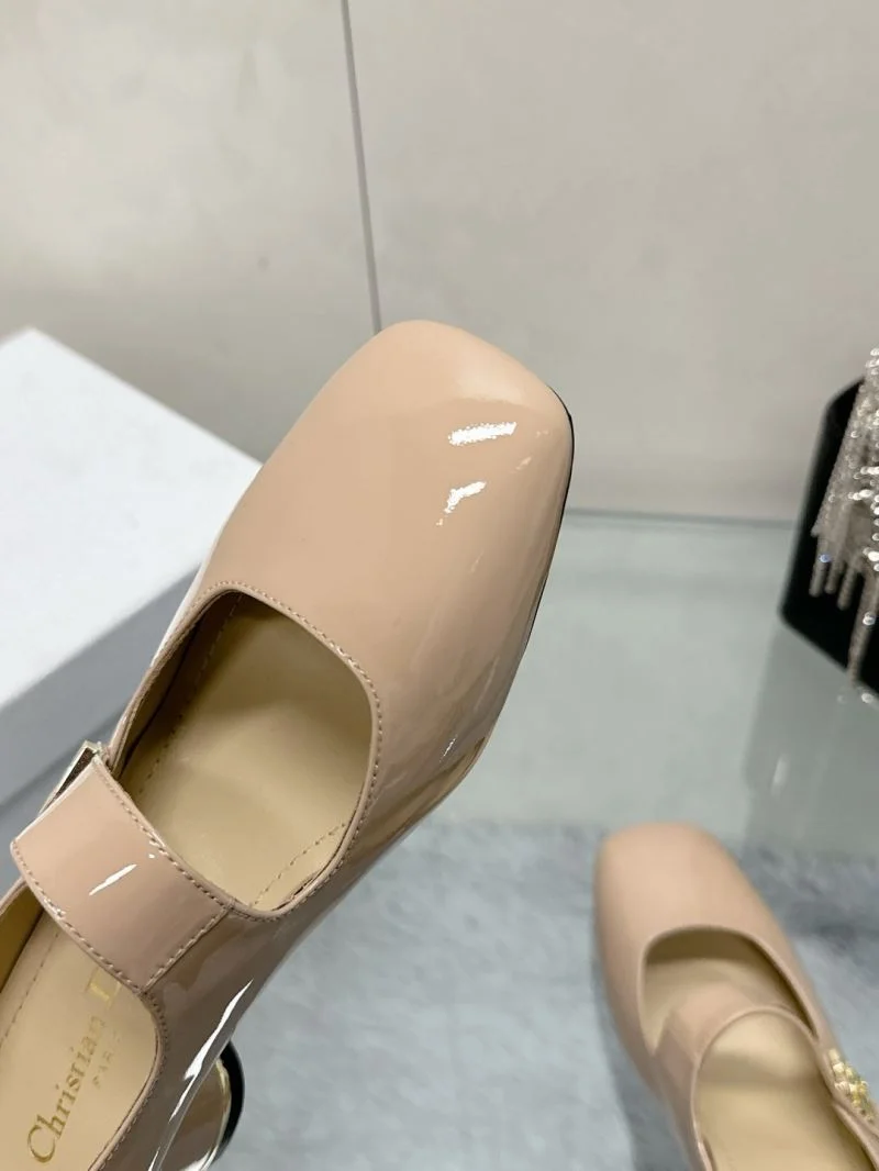 Christian Dior Heeled Shoes Efficient 21615