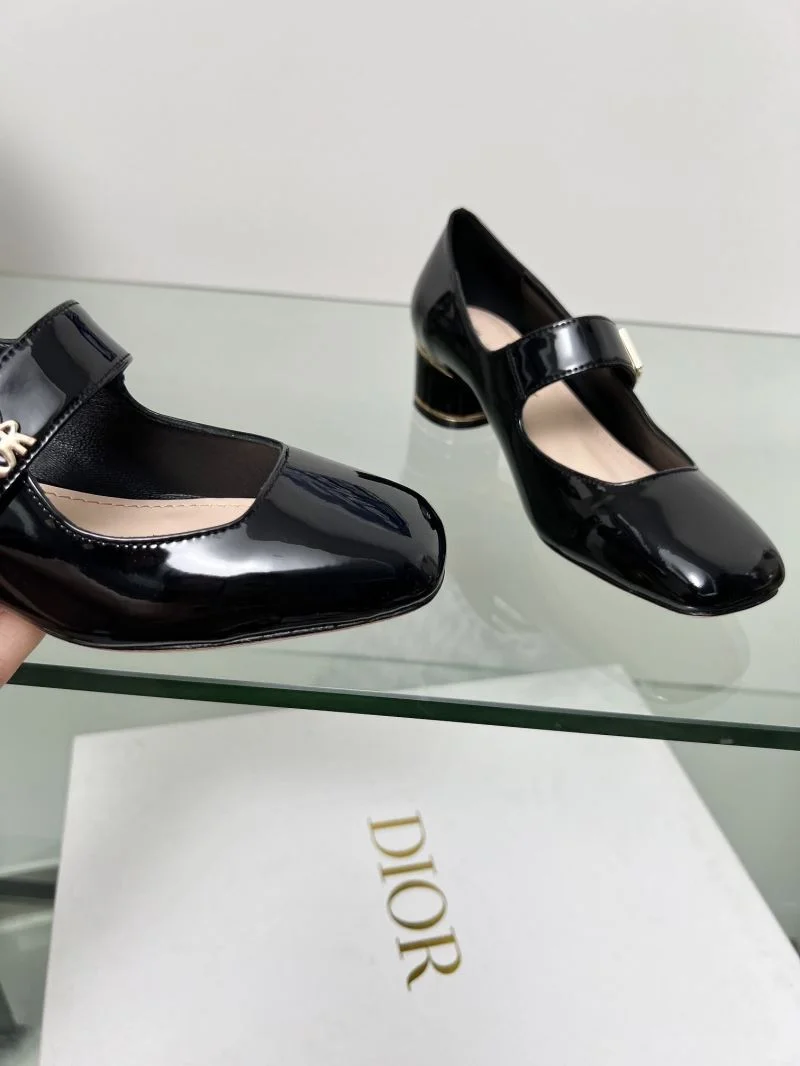 Christian Dior Heeled Shoes FashionForward 22575