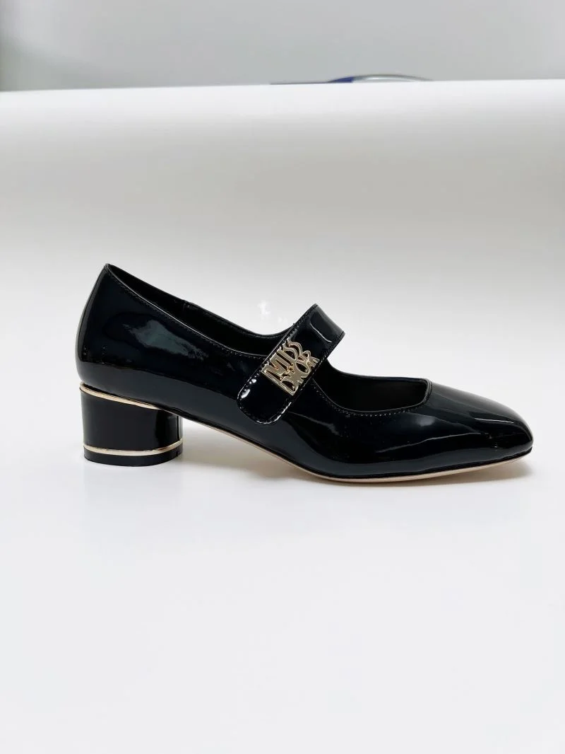 Christian Dior Heeled Shoes FashionForward 22575