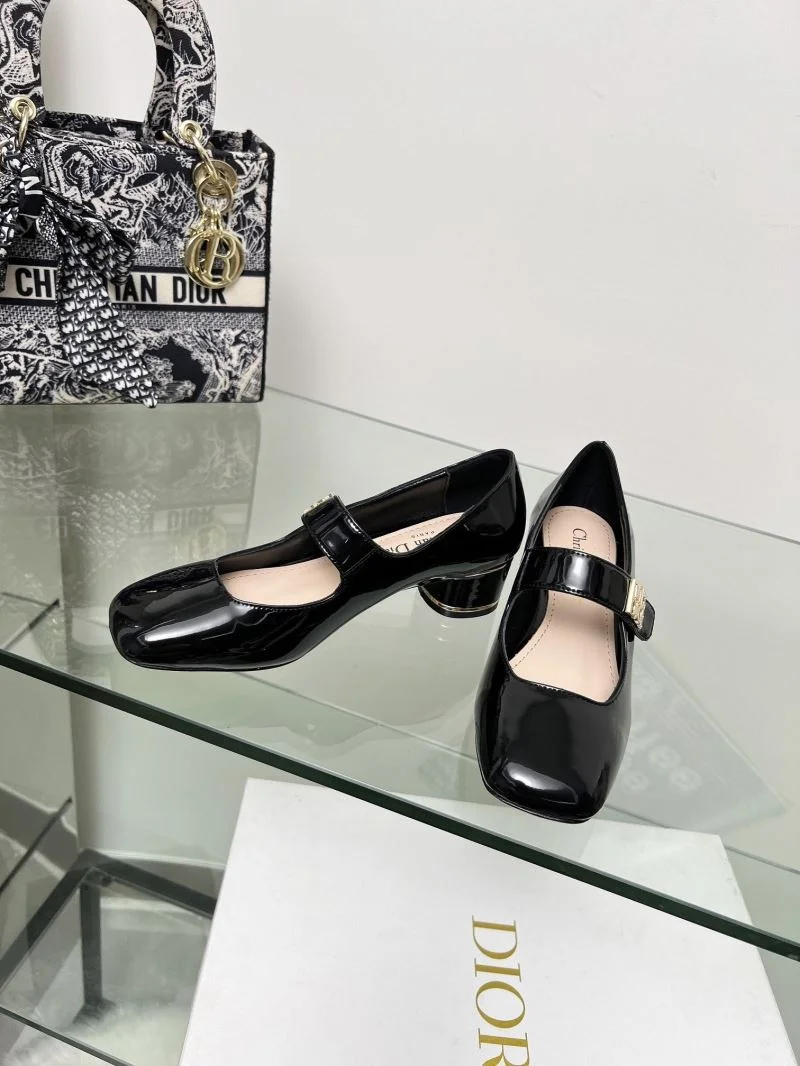 Christian Dior Heeled Shoes FashionForward 22575