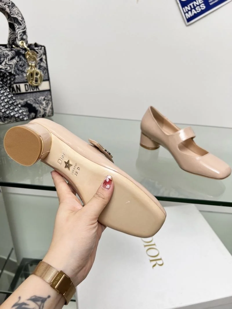 Reliable Christian Dior Heeled Shoes 22572