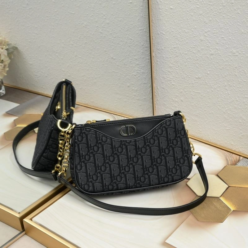 Christian Dior Hobo Bags Resilient 87848