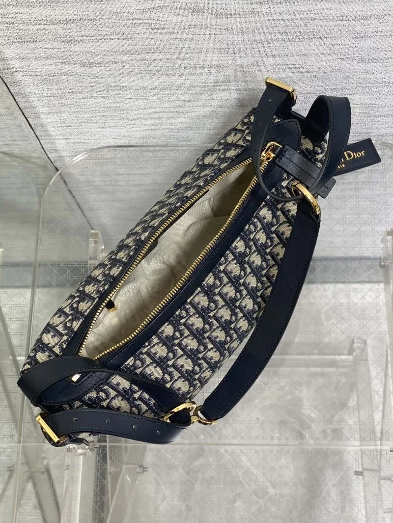 Christian Dior Hobo Bags Bold 47570